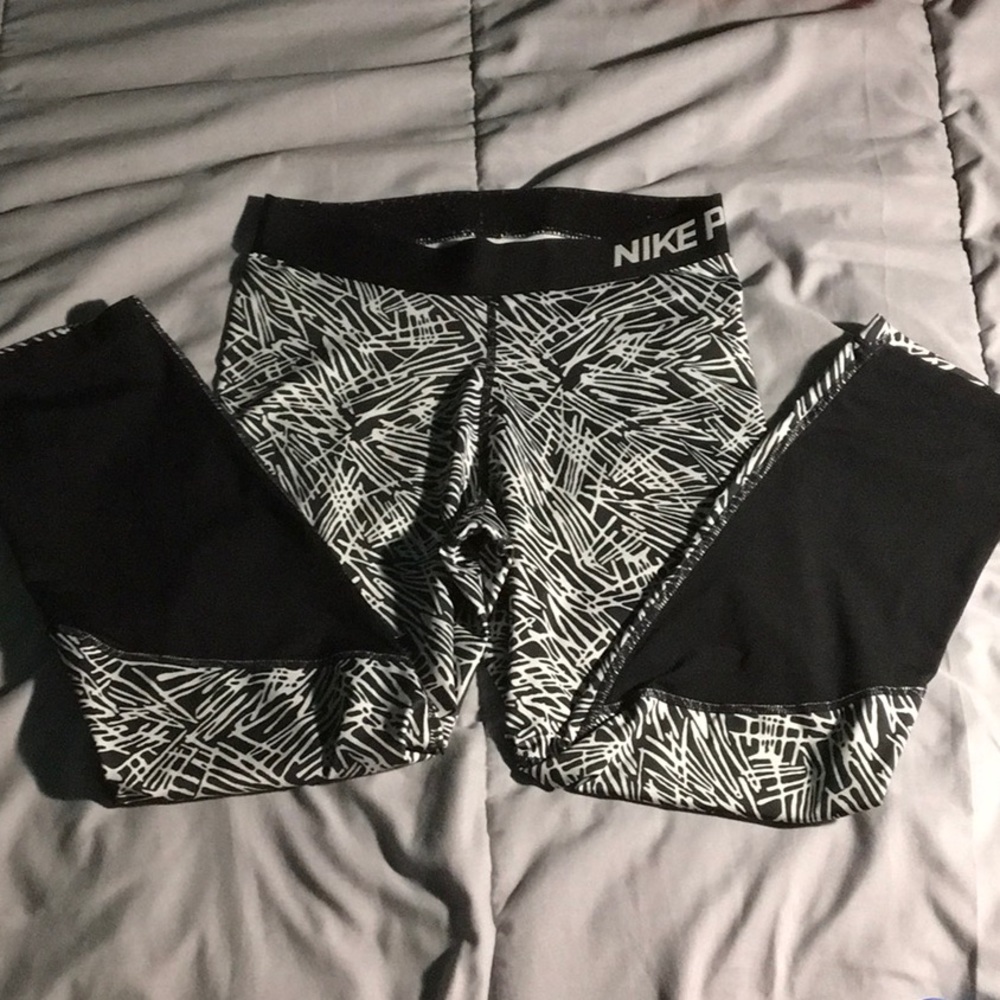 Nike Pro dri-fit leggings